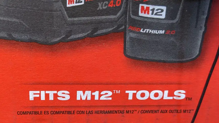 Milwaukee m18 discount battery blinking red