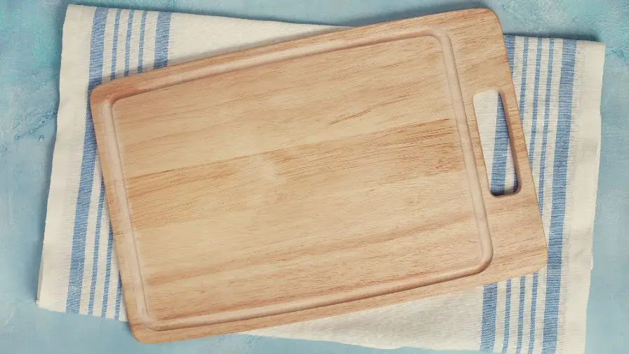 Is Peruvian Walnut Good For Cutting Boards? - Top Woodworking Advice
